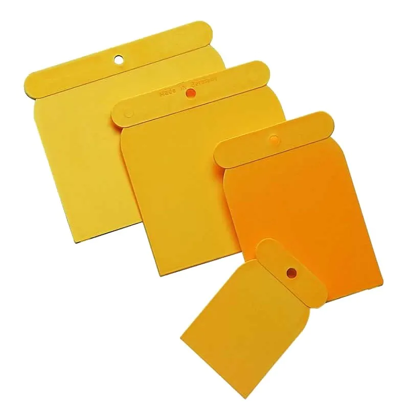 Juego de espatulas carrocero de plástico 4 unidades.