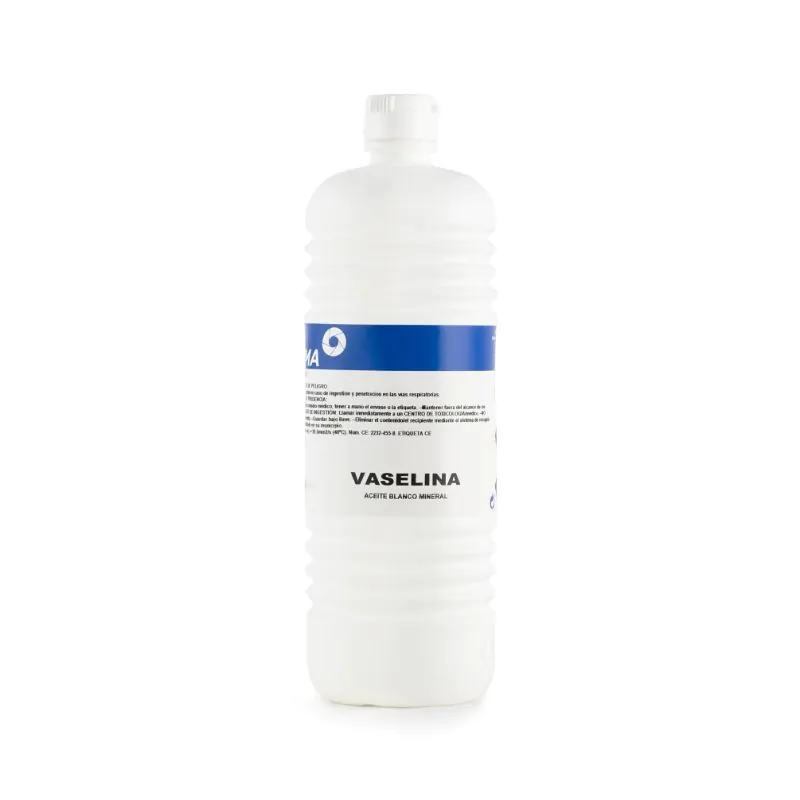 Pyma vaselina líquida.